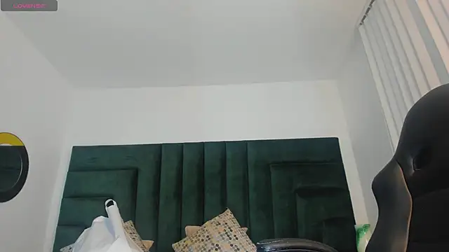 FaloonRoussel online show from 19, 9, 2025