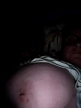 poussychats online show from 28, 1, 2025