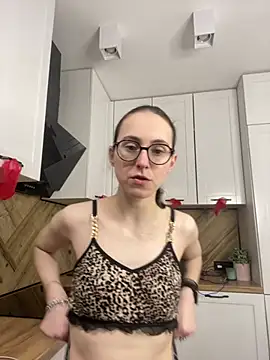 MartiniiSelenna online show from 17, 4, 2026