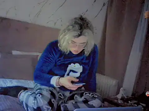 Snapshot of rawan_arab chatting on 23, 3, 2025 rawan arab online show from 23, 3, 2025