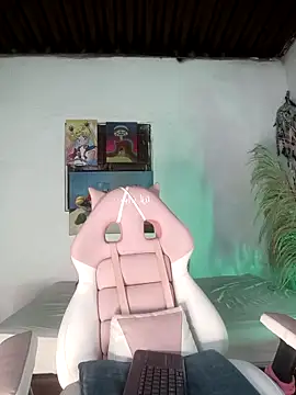 lovely kitt online show from 27, 2, 2026