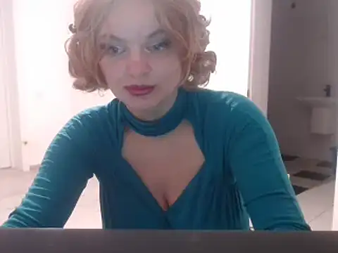 Snapshot of YourSweetJam chatting on 12, 3, 2025 YourSweetJam online show from 12, 3, 2025