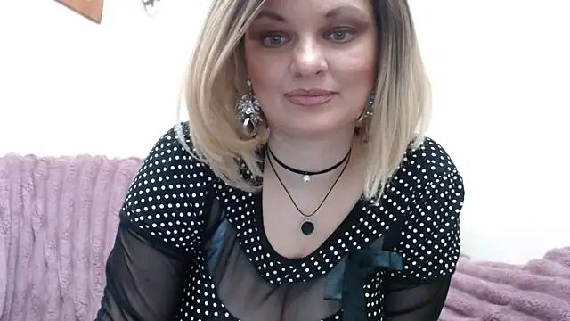 Snapshot of YourSweetJam chatting on 1, 2, 2026 YourSweetJam online show from 1, 2, 2026