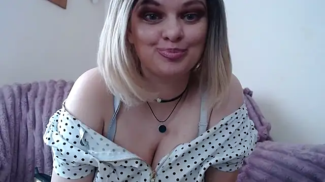 Snapshot of YourSweetJam chatting on 8, 2, 2026 YourSweetJam online show from 8, 2, 2026