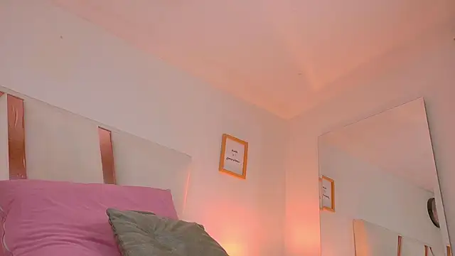 alaia-rogers online show from 21, 2, 2025