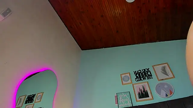 alaia-rogers online show from 26, 2, 2025