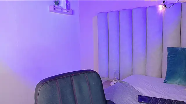 alaia-rogers online show from 23, 10, 2025