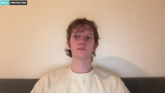 Snapshot of Cube933 chatting on 24, 4, 2026 Cube933 online show from 24, 4, 2026