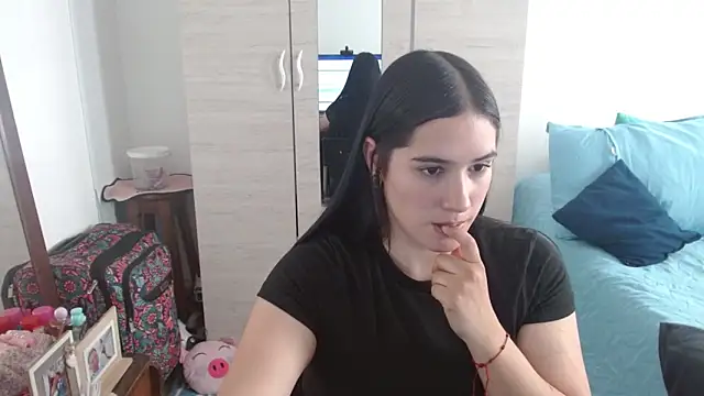 Naomi D online show from 10, 5, 2026