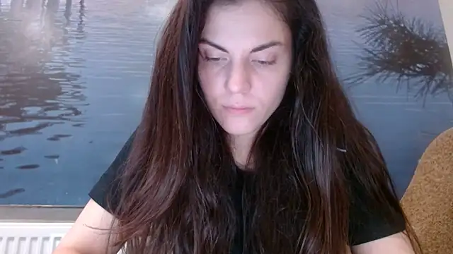 Snapshot of AliceTailor chatting on 25, 10, 2025 AliceTailor online show from 25, 10, 2025