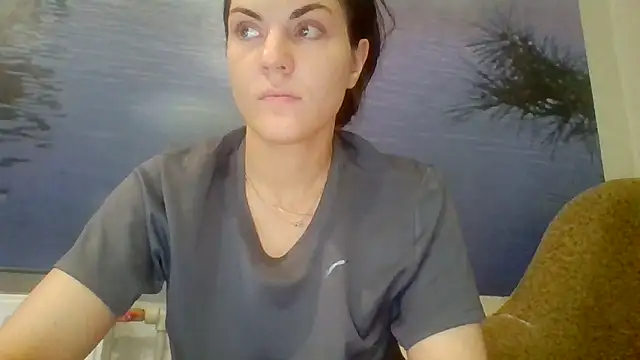 Snapshot of AliceTailor chatting on 30, 10, 2025 AliceTailor online show from 30, 10, 2025