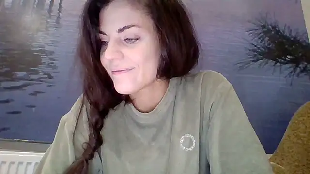 Snapshot of AliceTailor chatting on 6, 11, 2025 AliceTailor online show from 6, 11, 2025