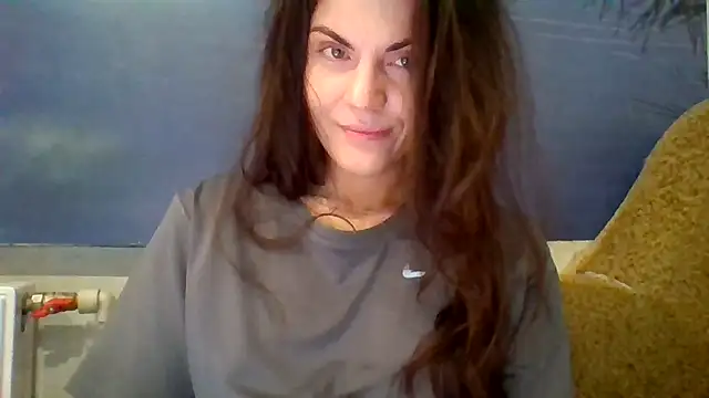 Snapshot of AliceTailor chatting on 14, 11, 2025 AliceTailor online show from 14, 11, 2025