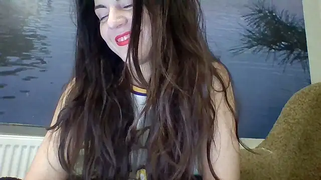 Snapshot of AliceTailor chatting on 17, 11, 2025 AliceTailor online show from 17, 11, 2025