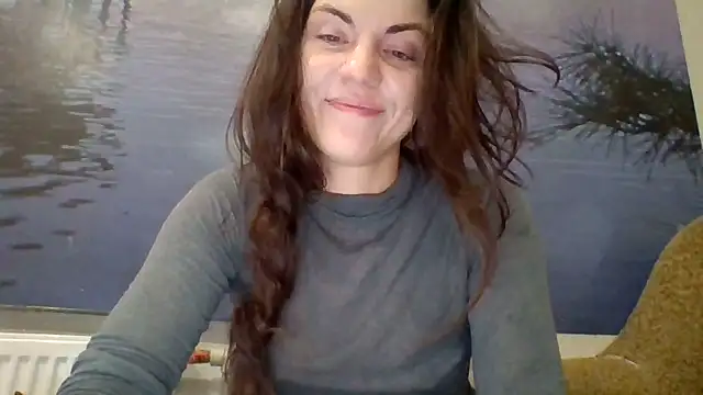 Snapshot of AliceTailor chatting on 22, 11, 2025 AliceTailor online show from 22, 11, 2025