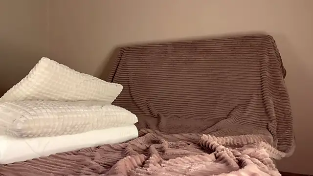 itsmaxxbaby  online show from 14, 1, 2026