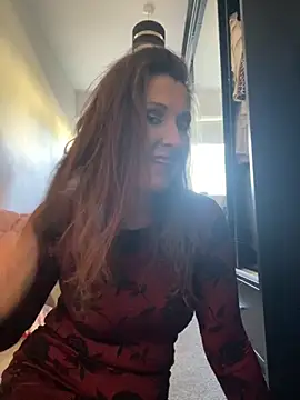 Lwhite1 online show from 22, 9, 2025