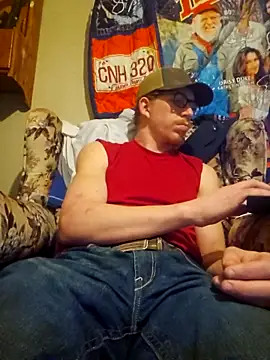 Snapshot of REDHAMMER_ chatting on 11, 3, 2025 REDHAMMER online show from 11, 3, 2025