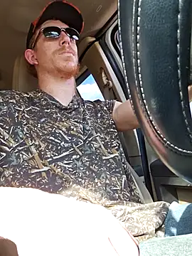 Snapshot of REDHAMMER_ chatting on 1, 10, 2025 REDHAMMER online show from 1, 10, 2025