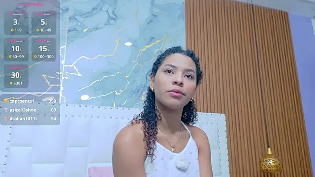 Snapshot of littleebonny chatting on 16, 12, 2025 littleebonny online show from 16, 12, 2025