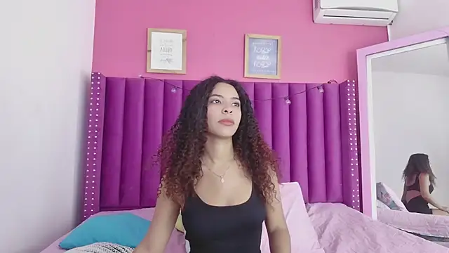 littleebonny online show from 17, 12, 2025