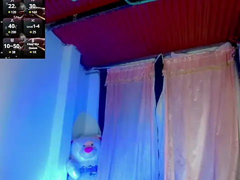 Snapshot of KayleighDreams_ chatting on 27, 9, 2025 KayleighDreams online show from 27, 9, 2025