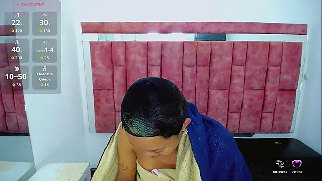 Snapshot of KayleighDreams_ chatting on 9, 3, 2026 KayleighDreams online show from 9, 3, 2026