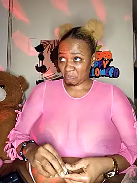 CocoBootyyy online show from 29, 10, 2025