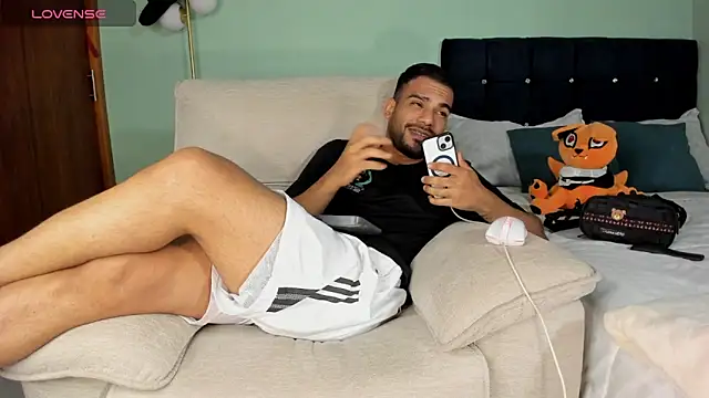 Neganhot  online show from 12, 11, 2025