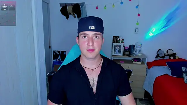 liam oficial02 online show from 10, 1, 2025