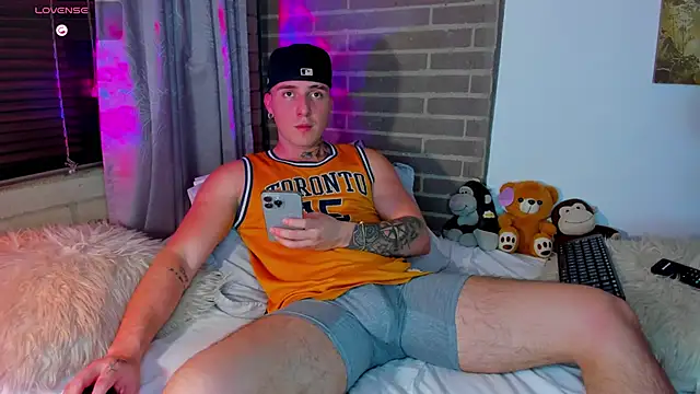 liam oficial02 online show from 11, 1, 2026