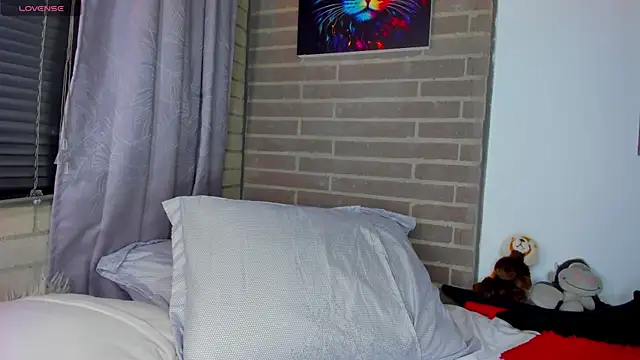 Snapshot of liam_oficial02 chatting on 17, 4, 2026 liam oficial02 online show from 17, 4, 2026