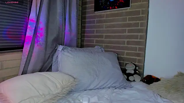 Snapshot of liam_oficial02 chatting on 22, 4, 2026 liam oficial02 online show from 22, 4, 2026