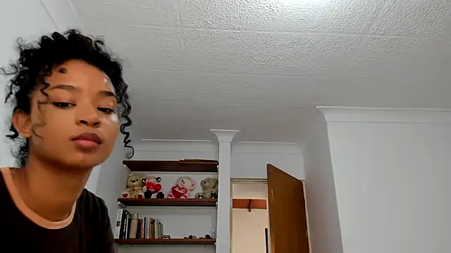 avellanatammy online show from 3, 2, 2025