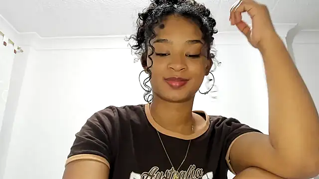 avellanatammy online show from 4, 2, 2025