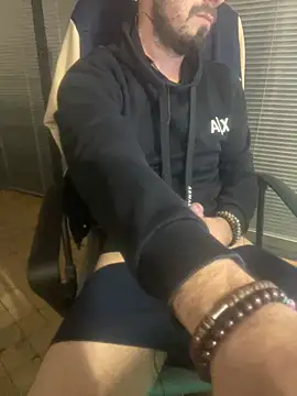 Snapshot of giorgakaci69 chatting on 12, 1, 2026 giorgakaci69 online show from 12, 1, 2026