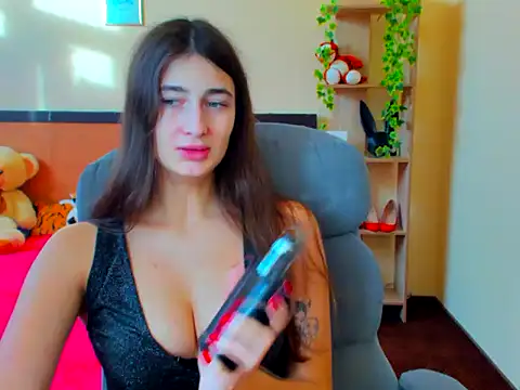 Moon-liza online show from 9, 1, 2025