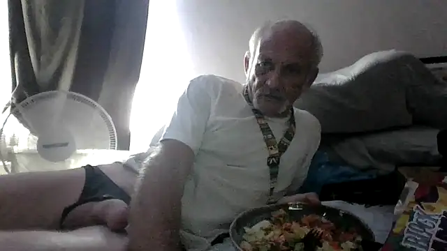 Snapshot of den-rock4u chatting on 13, 7, 2026 den-rock4u online show from 13, 7, 2026