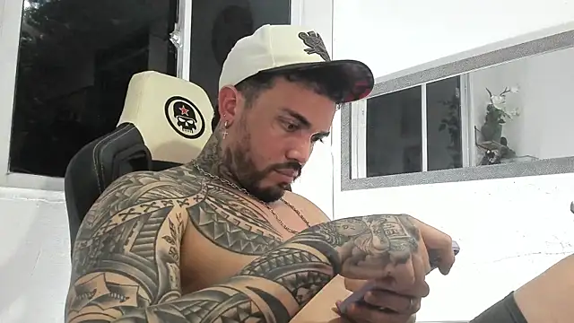 Angel sex latin online show from 2, 1, 2025