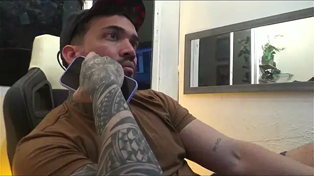 Angel sex latin online show from 27, 1, 2025