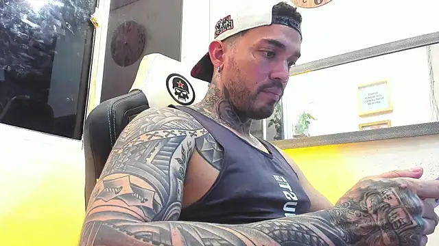 Angel sex latin online show from 3, 2, 2025