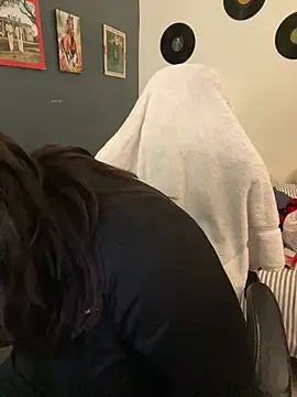 miacanela xo online show from 23, 3, 2026