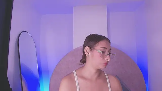 vale ross  online show from 2, 4, 2026