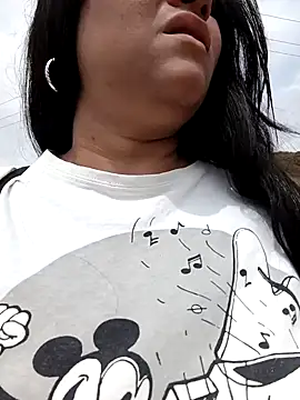 Julieta-tits online show from 2, 2, 2025