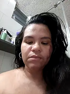 Snapshot of Julieta-tits chatting on 28, 5, 2026 Julieta-tits online show from 28, 5, 2026
