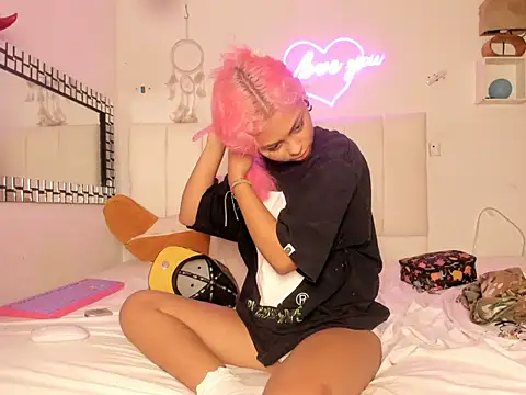 Snapshot of lilith_horny chatting on 7, 1, 2026 lilith horny online show from 7, 1, 2026