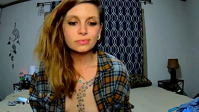 Snapshot of ZeelaXoXo chatting on 10, 1, 2025 ZeelaXoXo online show from 10, 1, 2025