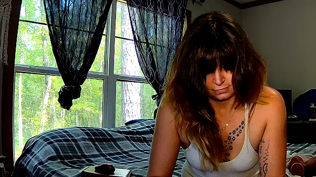 Snapshot of ZeelaXoXo chatting on 15, 9, 2025 ZeelaXoXo online show from 15, 9, 2025