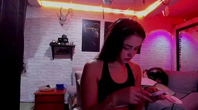 Kimmymadison- online show from 17, 1, 2025