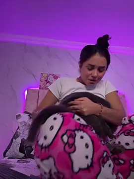 Kimmymadison- online show from 15, 5, 2026